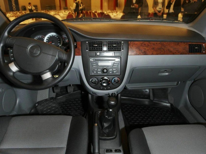 Chevrolet Lacetti Gentra салон