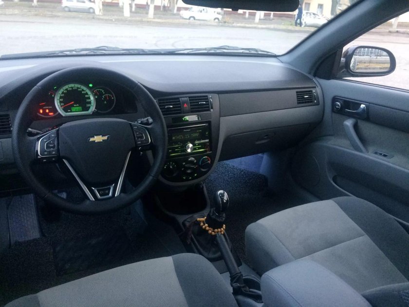 Шевроле Джентра салон