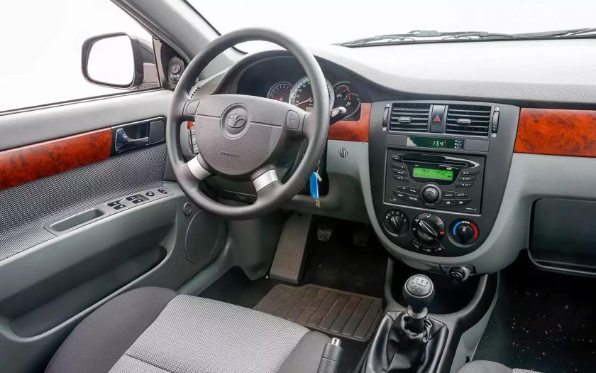 Лачетти Джентра салон