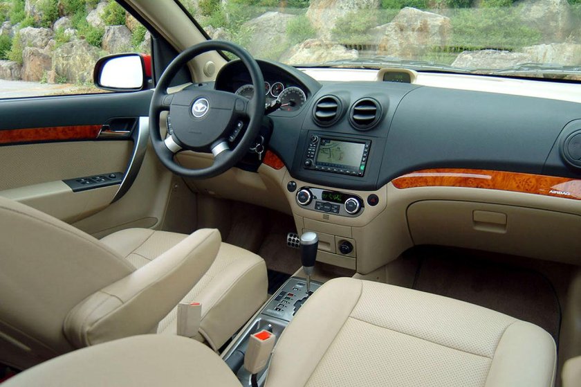 Шевроле Джентра салон