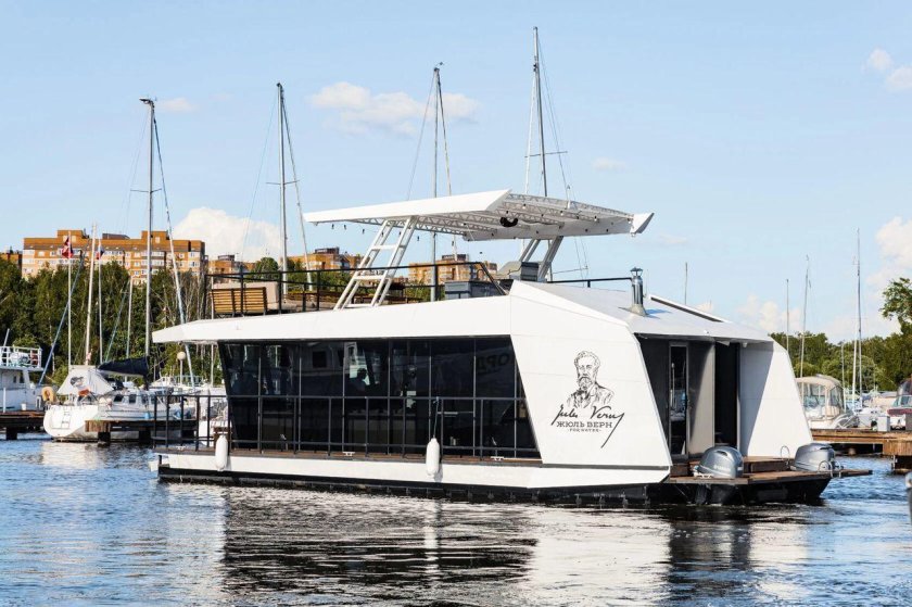 Ботхаус катамараны