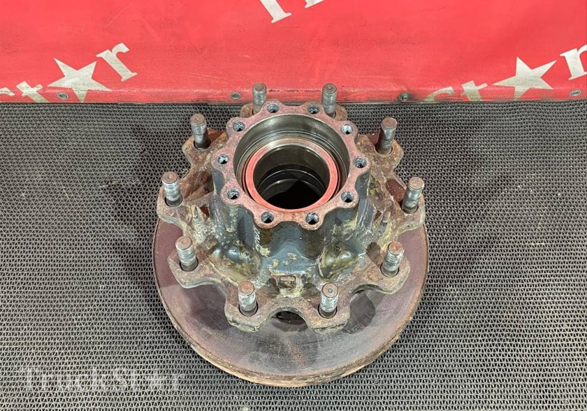 Сайлентблок задний Даф 106