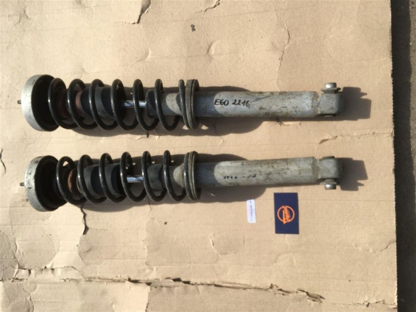 Задние амортизаторы Боже БМВ е34