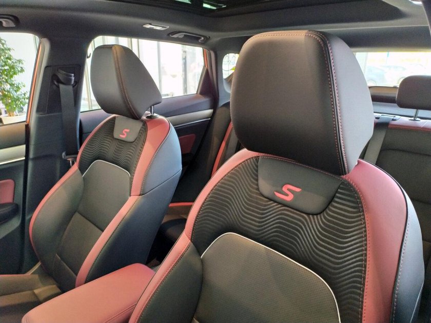 Авточехлы для Geely Coolray