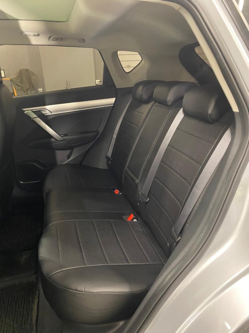 Чехлы на Geely Coolray