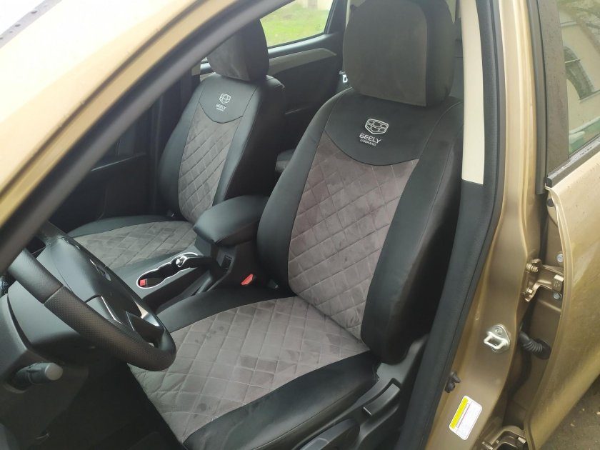 Чехлы на авто кожа и алькантара белые