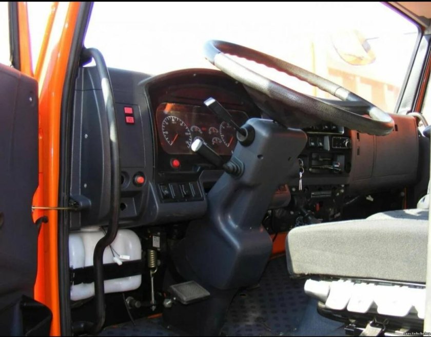 КАМАЗ 6520 салон кабины евро 4