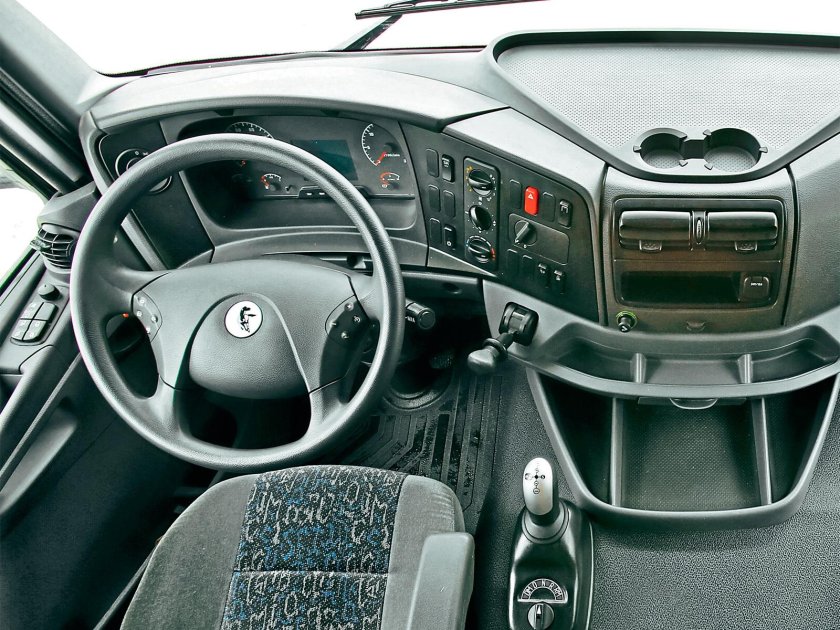 КАМАЗ 5490 Нео в кабине