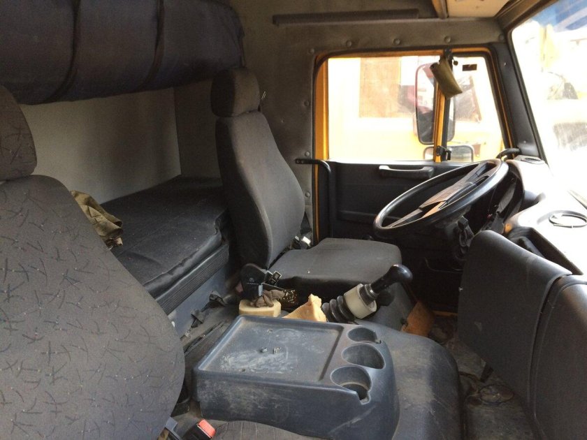 Седельный тягач КАМАЗ 5460 салон