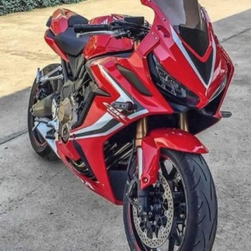 Хонда СБР 650р