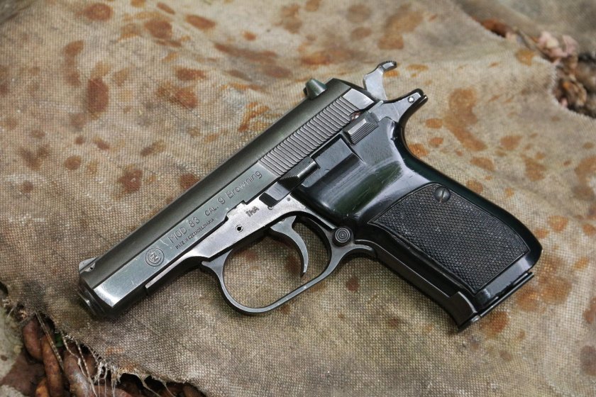 9 Мм пистолет "Чезет-775"