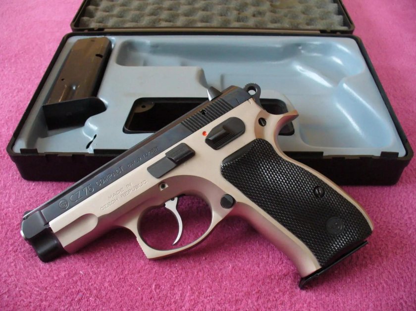 Пистолет cz 75 Compact