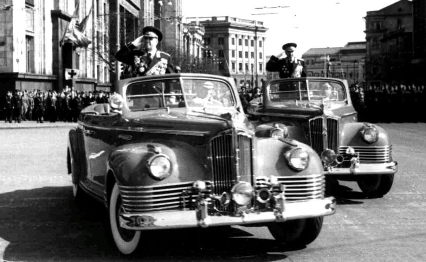 ЗИС 110 Б на параде