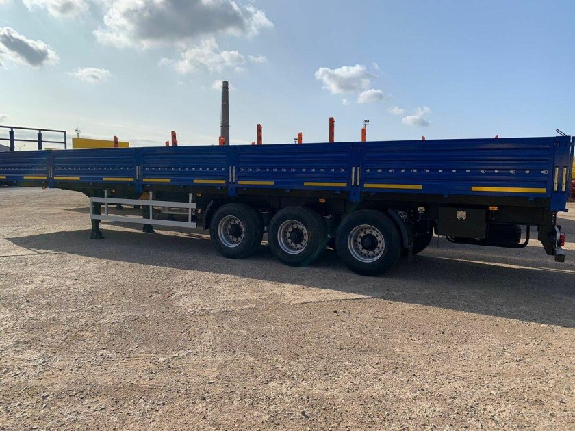 Полуприцеп бортовой ТЗА 588513