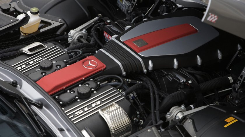 Mercedes-Benz SLR MCLAREN 722 двигатель