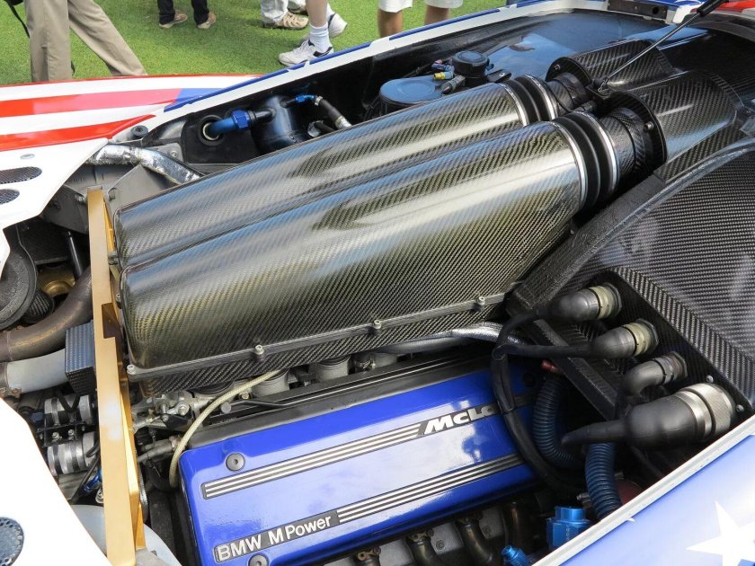 MCLAREN f1 двигатель