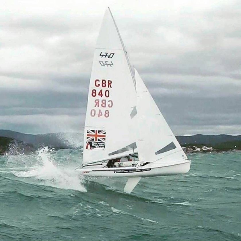 Яхта парусная 470