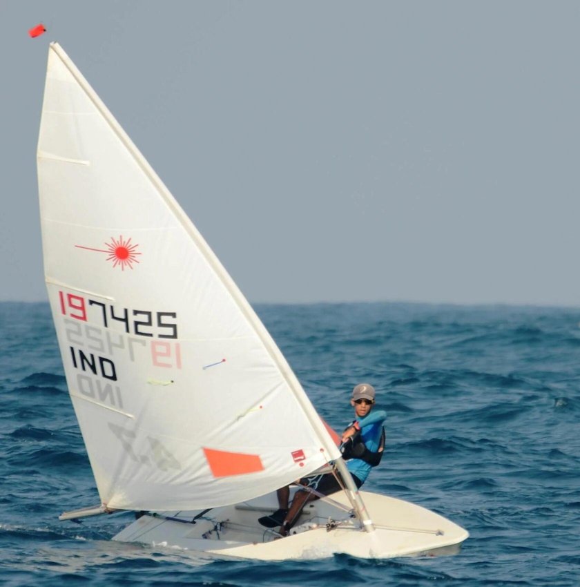 Лазер 4.7 швертбот