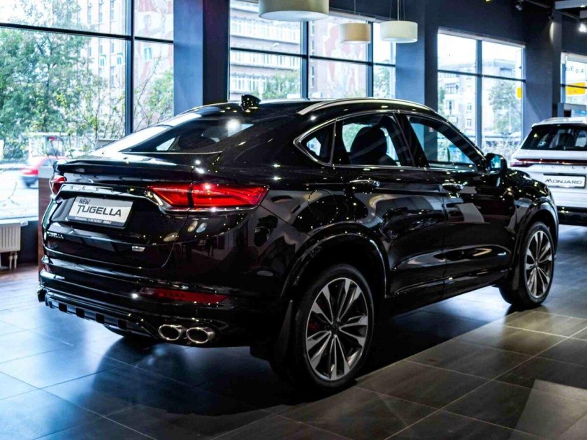 Geely Tugella flagship Sport черный