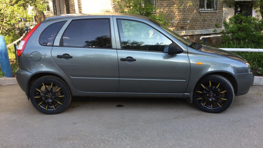 Калина хэтчбек r16