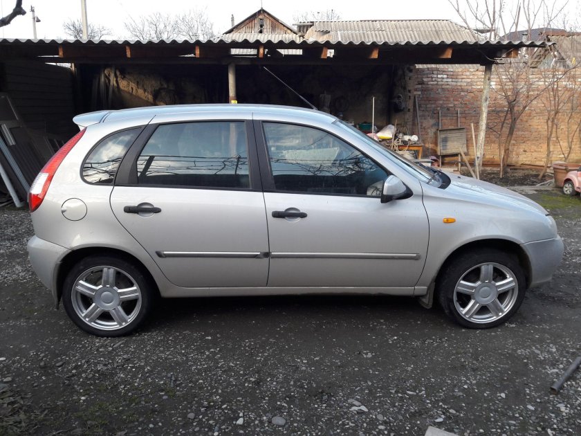 Калина седан на р15