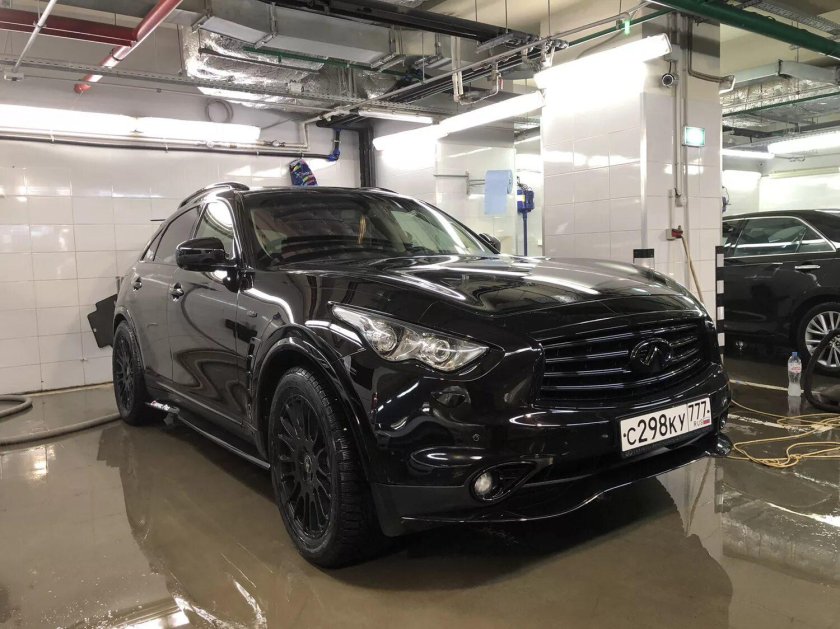 Инфинити qx70 антихром