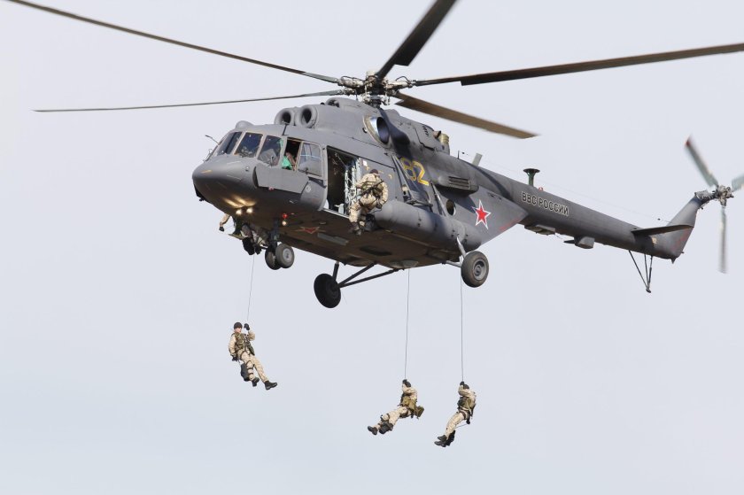 Ми-8 вертолёт