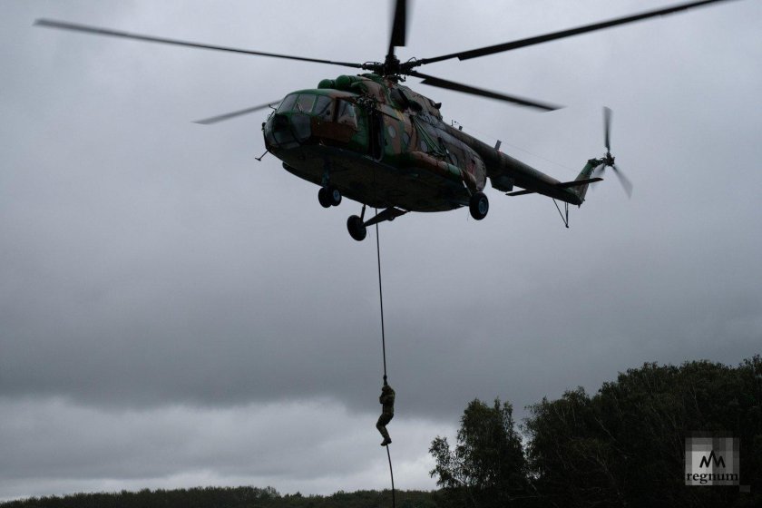 Ми-8 АМТШ десантирование спецназа