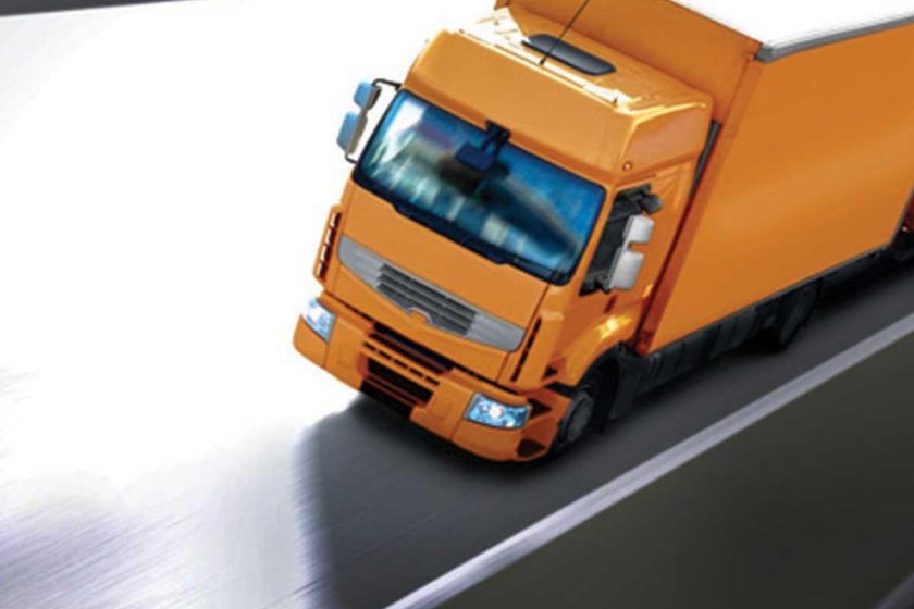 Оранжевая фура