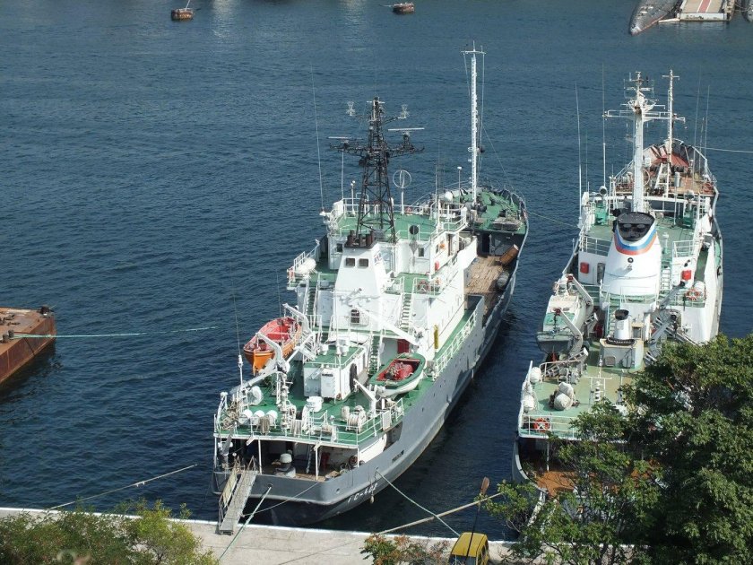 Гидрографическое судно Челекен