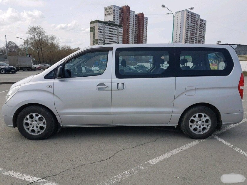 Hyundai 7 местный Starex