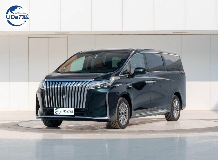 Китайский минивэн который продается только в Китае