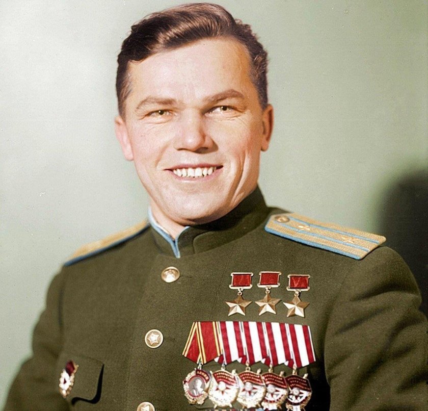 Маршал авиации Кожедуб Иван Никитович