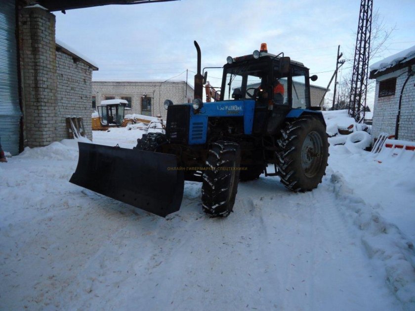 Отвал на трактор МТЗ 1221