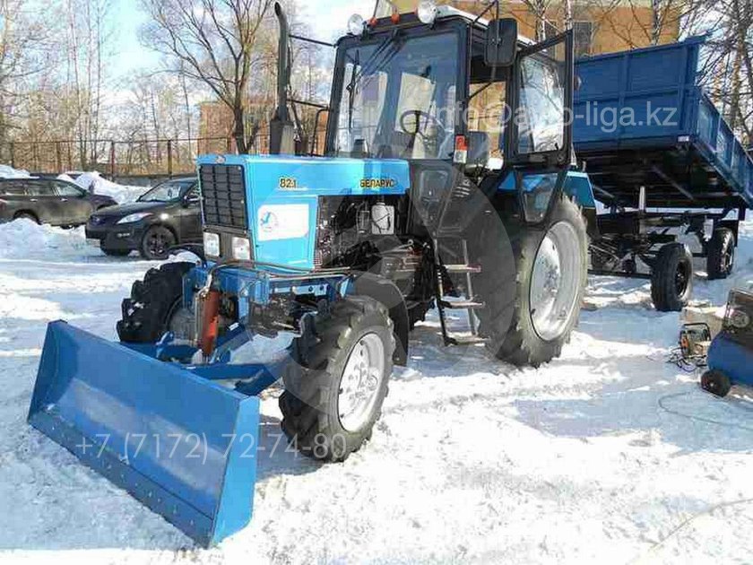 Трактор МТЗ 80 С отвалом