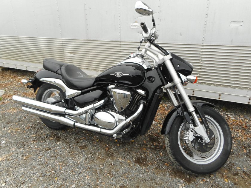 Suzuki Boulevard 400
