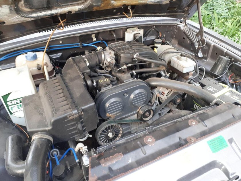 Волга с двигателем Крайслер