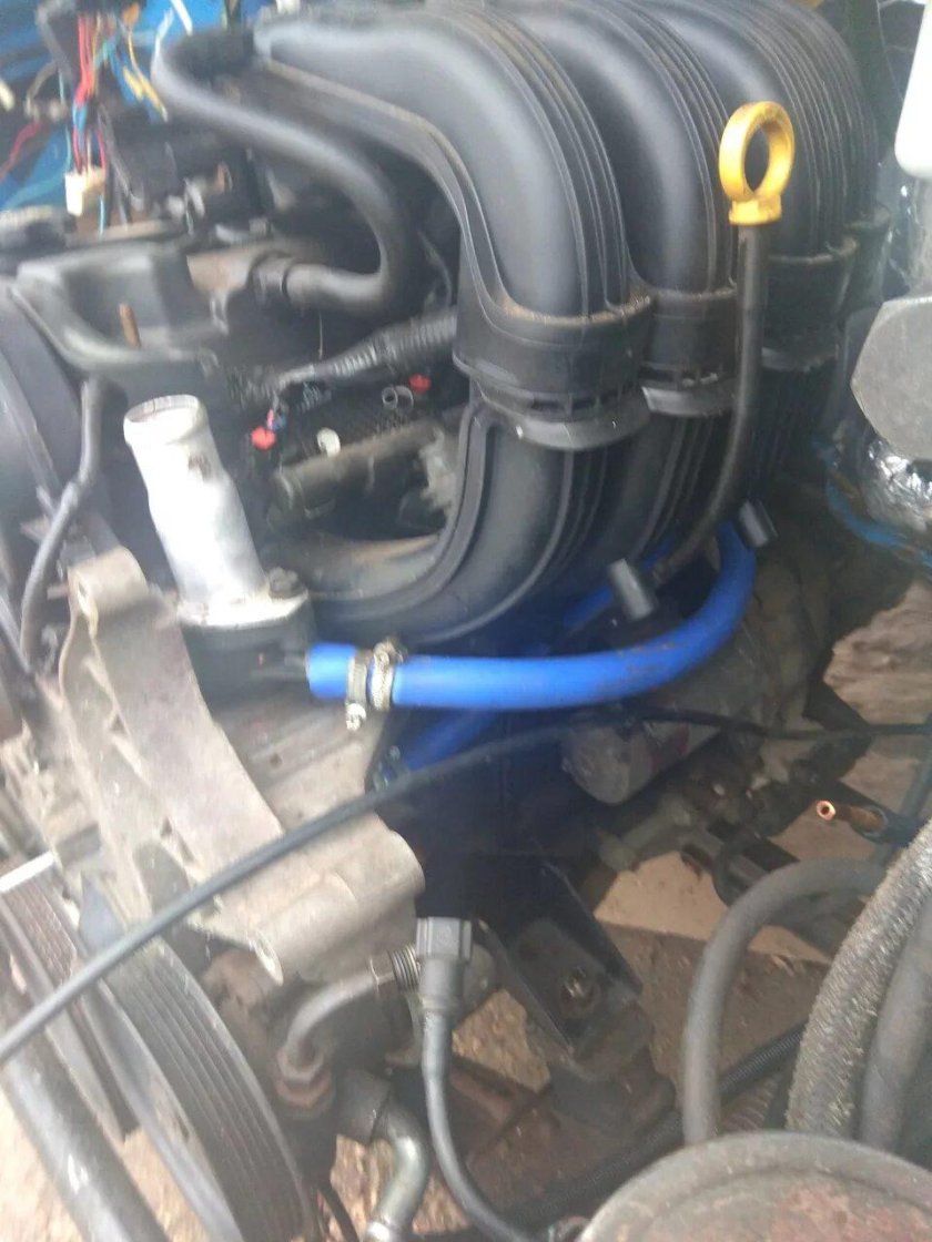 ГАЗ 31105 Крайслер шланги системы охлаждения