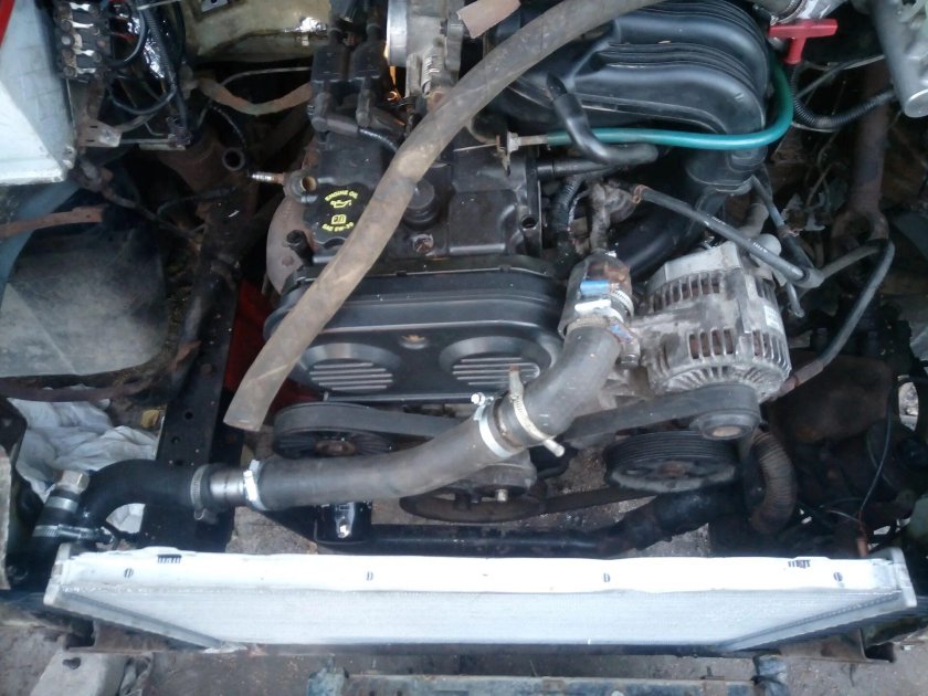 Патрубки Газель Крайслер 2.4