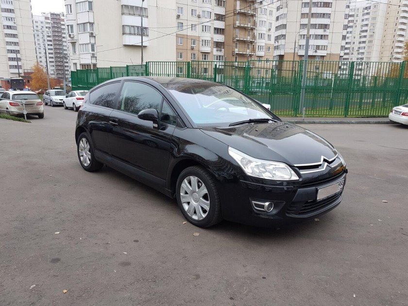 Ситроен с4 хэтчбек черный 2006