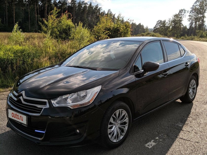 Ситроен с4 2013 года черный седан