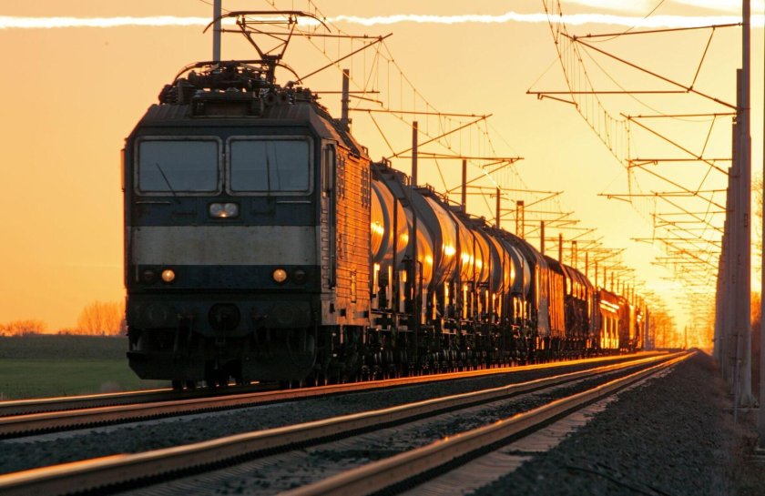 Товарный поезд