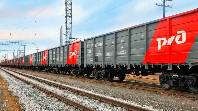 Грузовой вагон РЖД полувагон