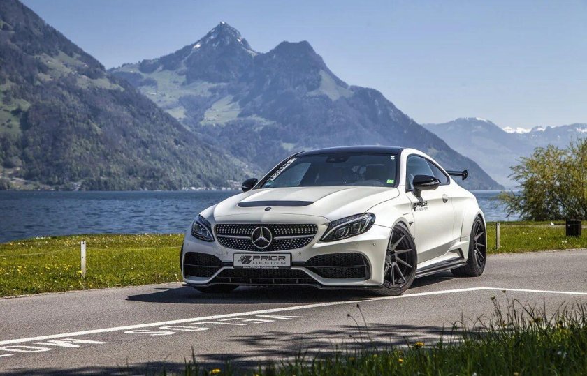 Mercedes Benz AMG 63