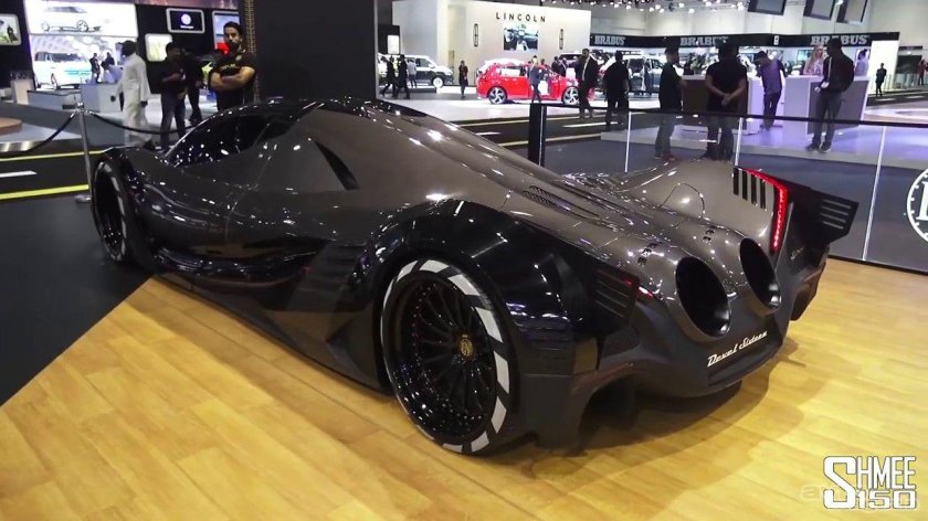 Машина гиперкар Devel Sixteen