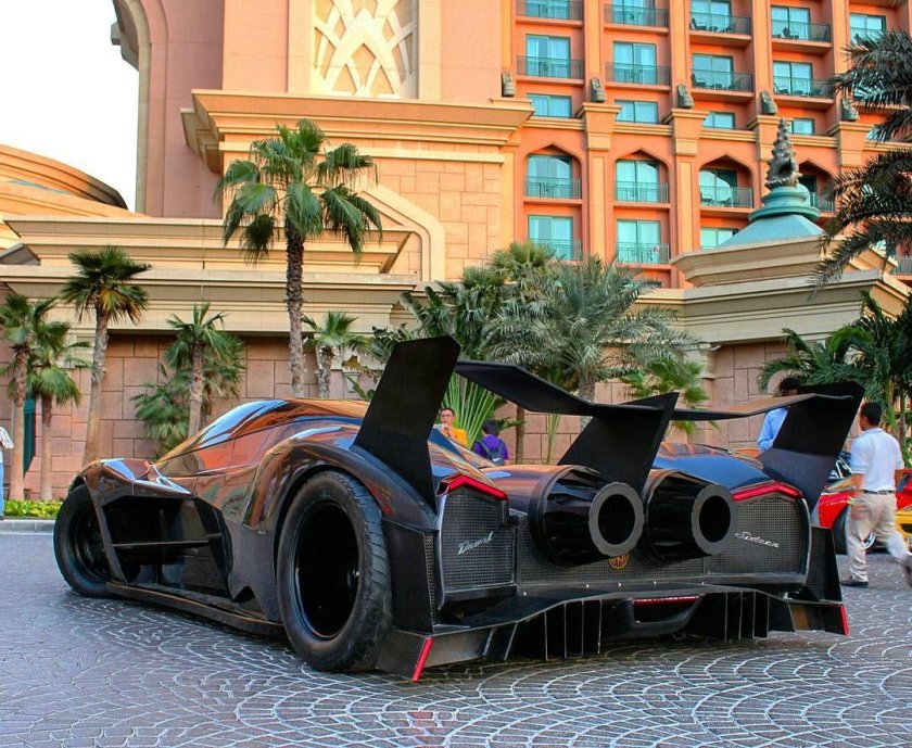 5000-Сильный гиперкар Devel Sixteen