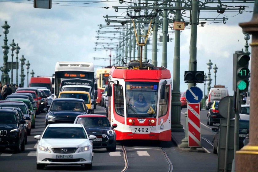 Автомобильный транспорт