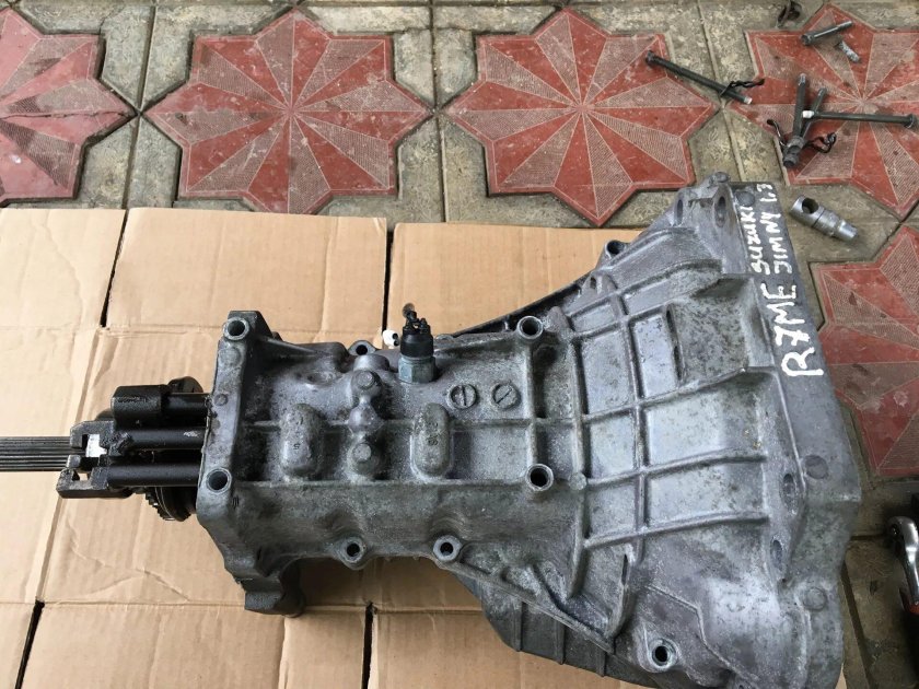 КПП Suzuki Samurai