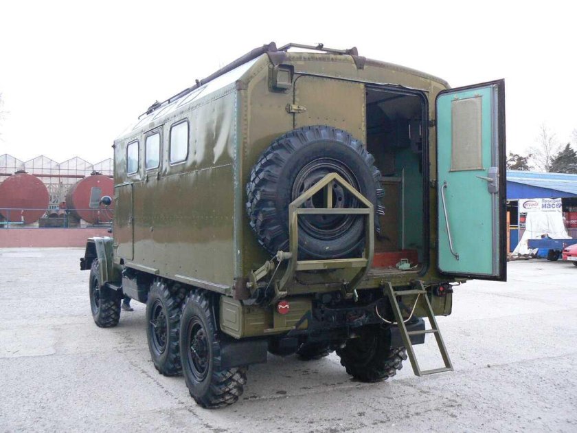 ЗИЛ 131 фургон кунг