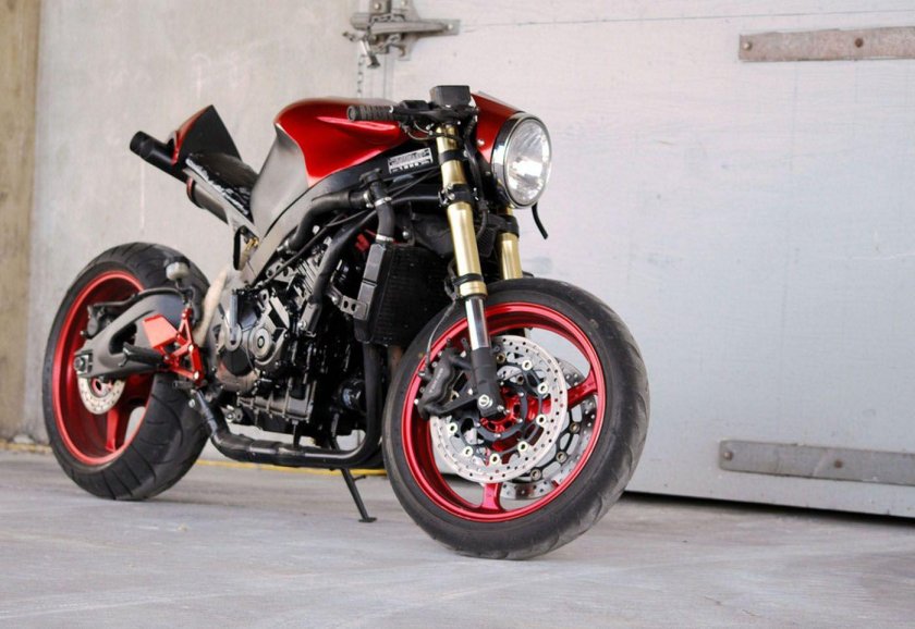 Honda CBR 600 f3 Street Fighter